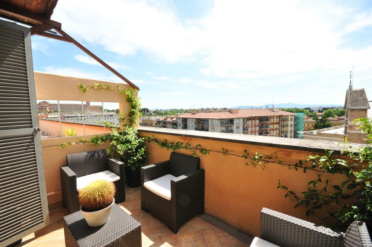 Penthouse With View Apartment Roma Exterior foto